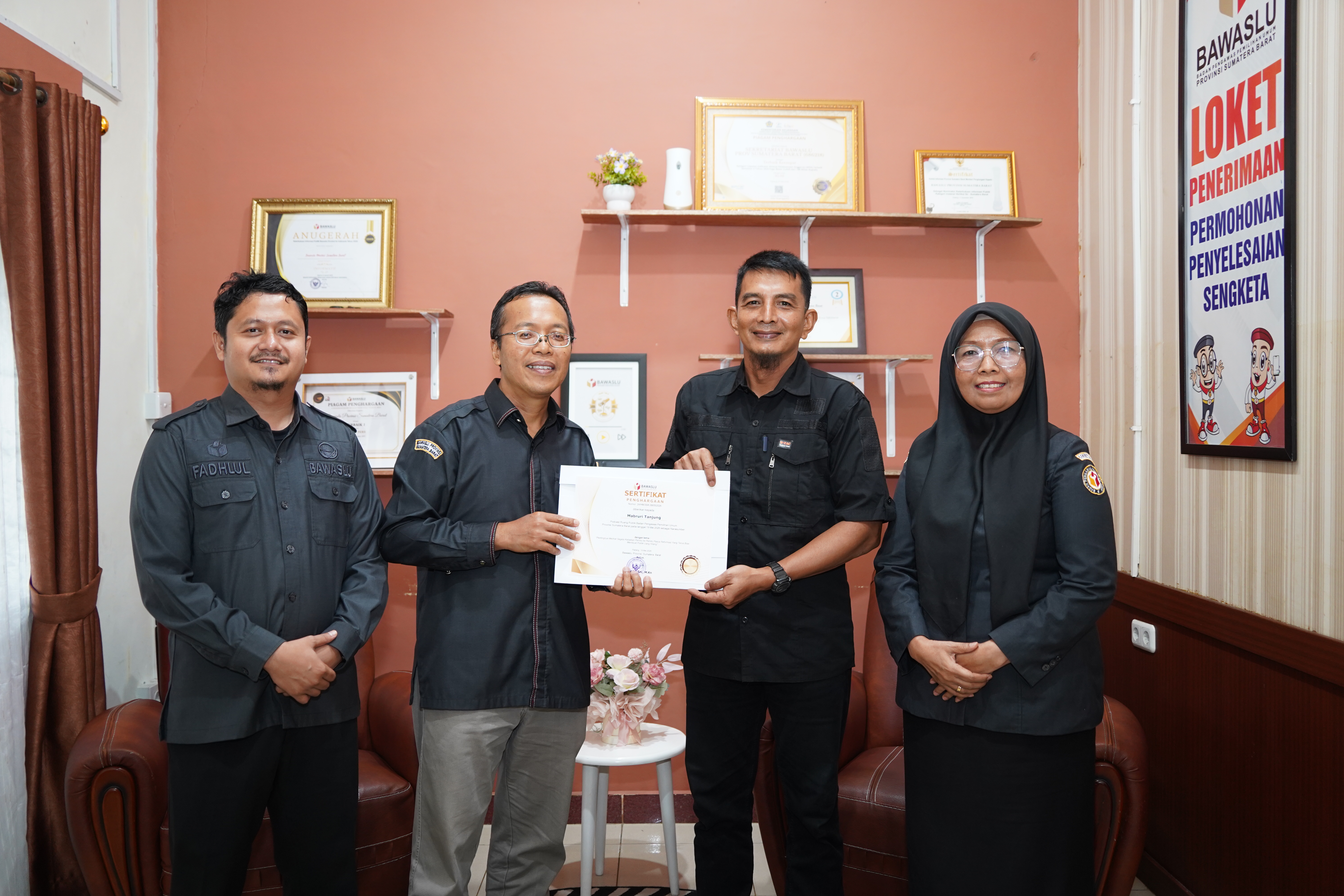 Konsolidasi demokrasi bersama aktivis dan akademisi, Mabruri Tanjung, Selasa. 19/05