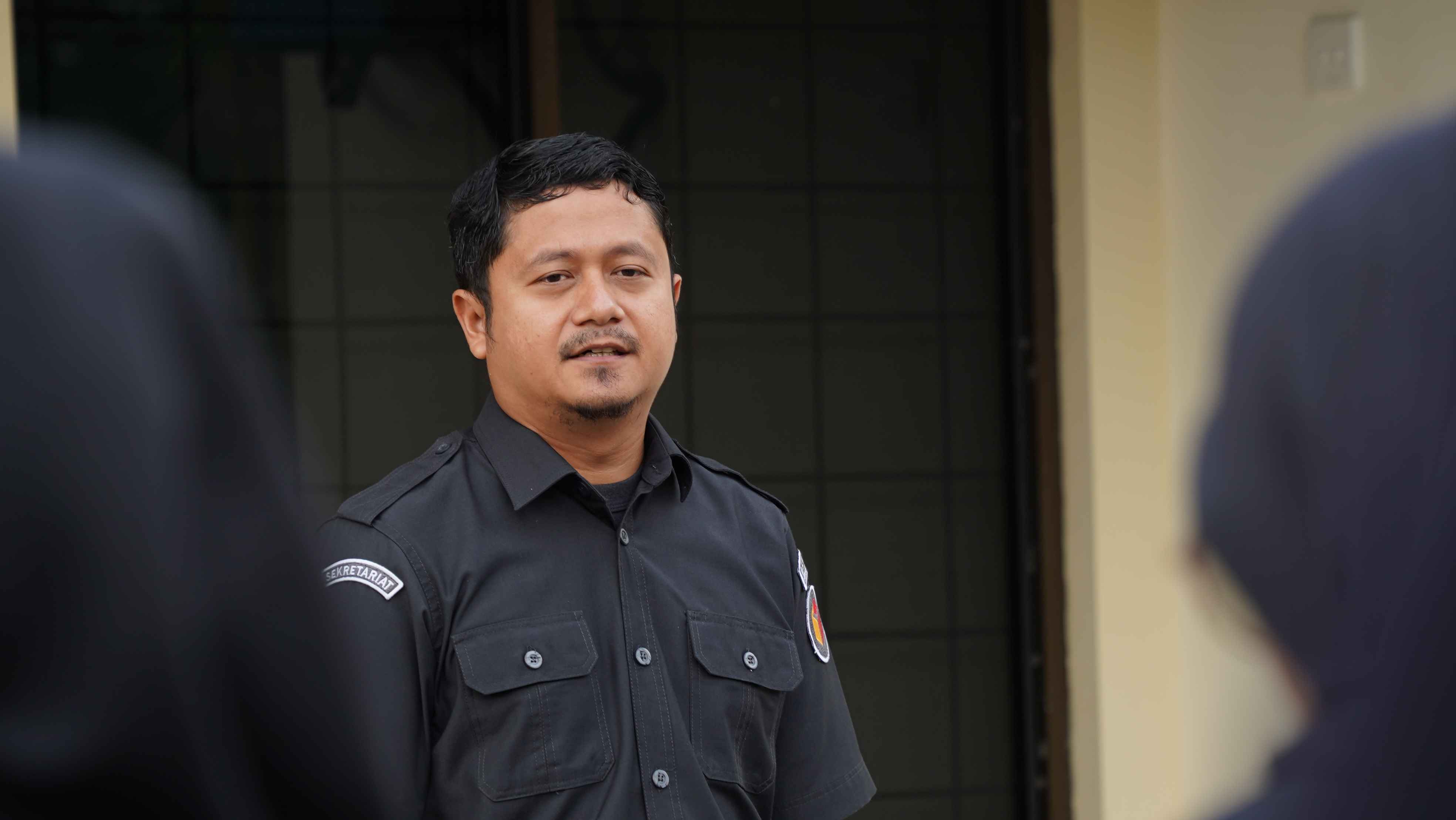 Fadhlul Hanif selaku Kepala Bagian Pengawasan pimpin apel pagi, Senin. 25/05/2026