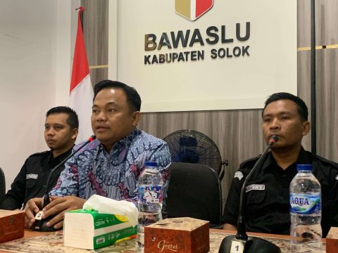 Bawaslu Sumbar Evaluasi Pengawasan Pemilu dan Pilkada 2024: Solok Jadi Contoh Komunikasi Efektif