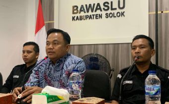 Bawaslu Sumbar Evaluasi Pengawasan Pemilu dan Pilkada 2024: Solok Jadi Contoh Komunikasi Efektif