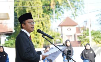 Ketua Bawaslu Provinsi Sumatera Barat pimpin Upacara Peringatan Hari Kebangkitan Nasional, Rabu. 20/05/2026