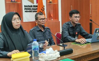 Rapat Koordinasi (Rakor) Penanganan Pelanggaran bersama Bawaslu Kota Solok dan Bawaslu Kabupaten Pasaman pada Selasa (05/05/2026). 